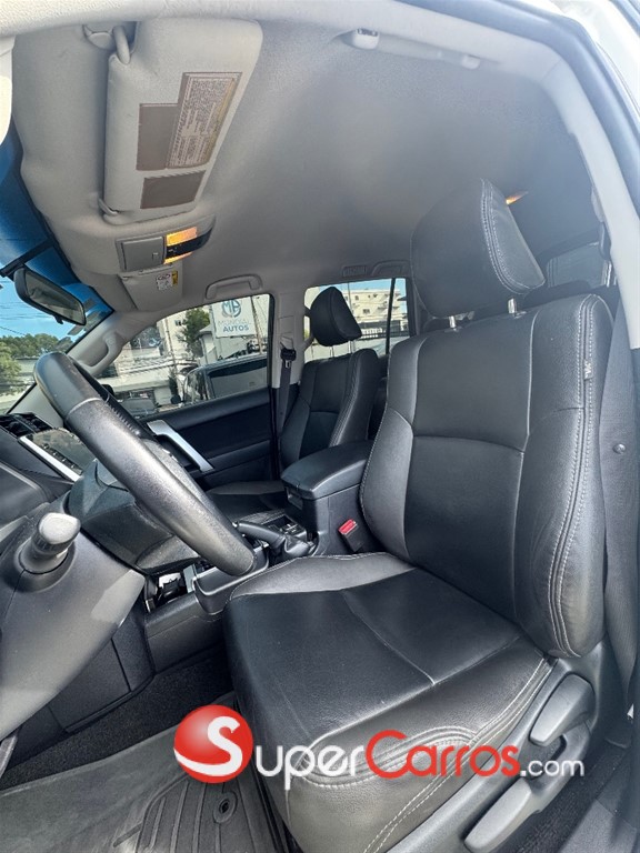 2023 Toyota Land Cruiser Prado TXL — foto 11 / 12