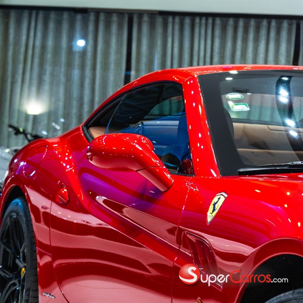 2012 Ferrari California — foto 2 / 10