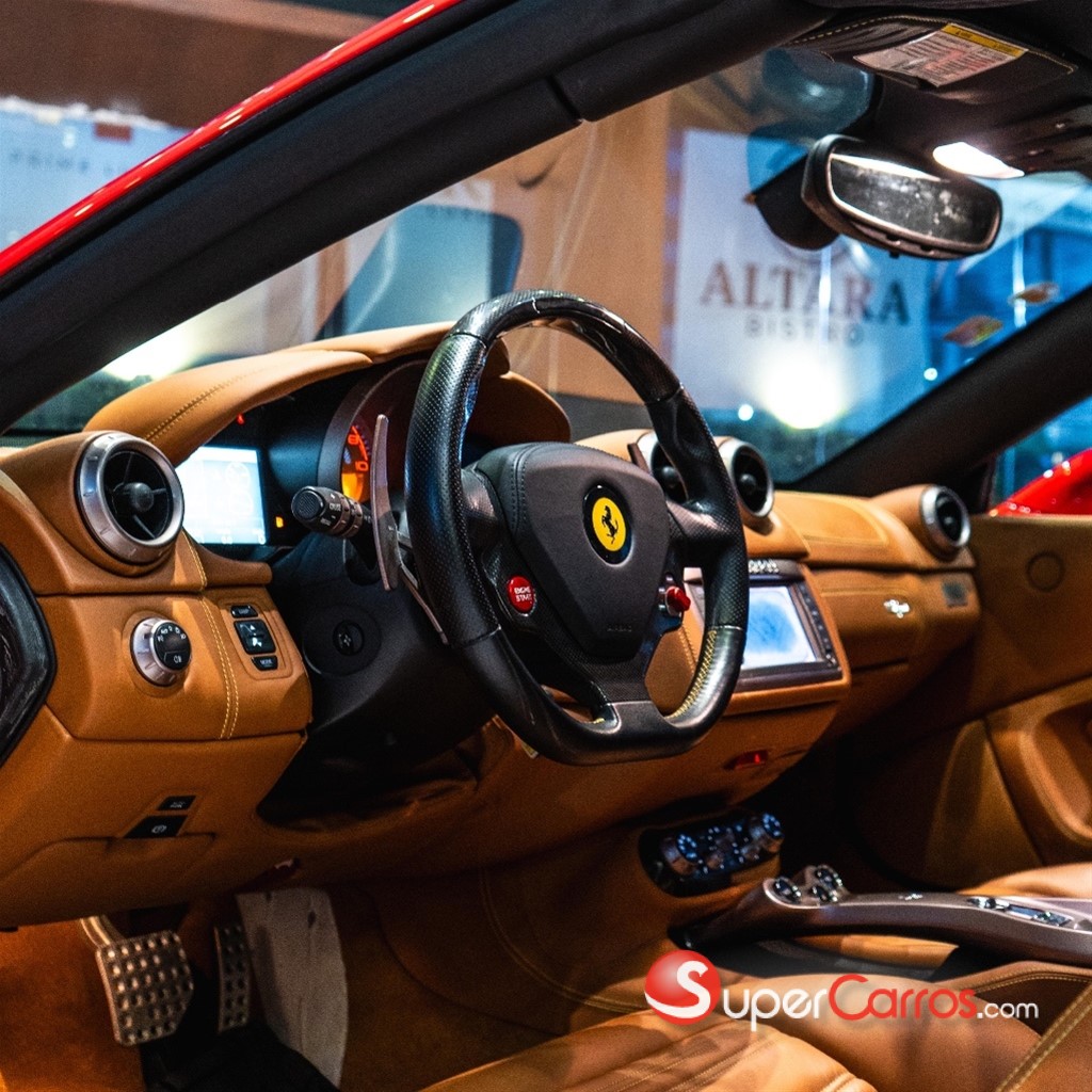 2012 Ferrari California — foto 4 / 10