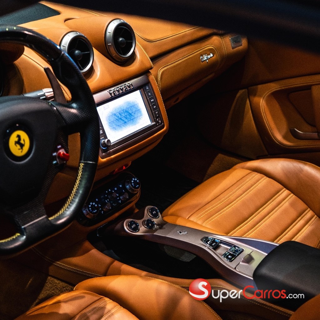 2012 Ferrari California — foto 6 / 10