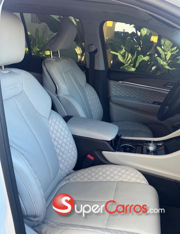 2022 Jeep Grand Cherokee SUMMIT — foto 6 / 12