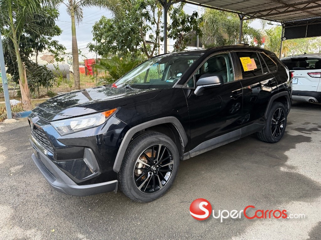 2022 Toyota RAV4 LE PLUS