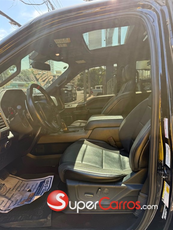 2020 Ford F 150 Raptor SVT — foto 9 / 9