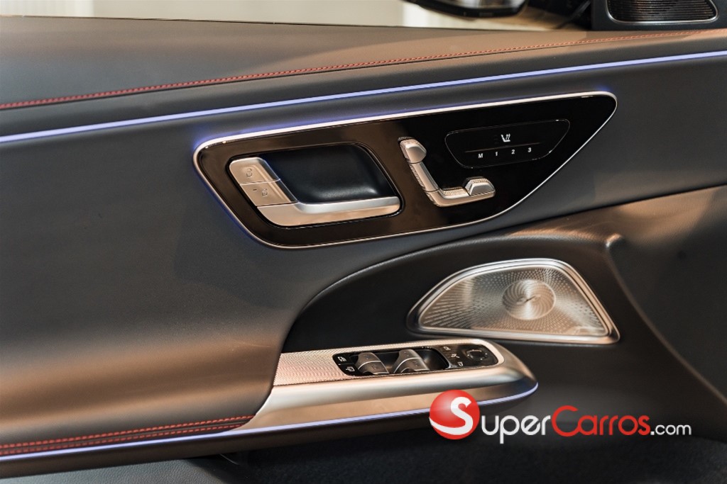 2025 Mercedes-Benz Clase E 53 AMG — foto 6 / 12
