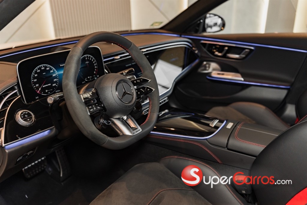 2025 Mercedes-Benz Clase E 53 AMG — foto 7 / 12