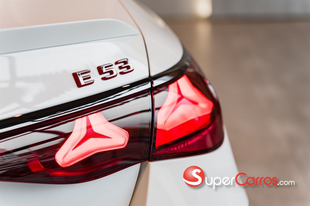 2025 Mercedes-Benz Clase E 53 AMG — foto 11 / 12