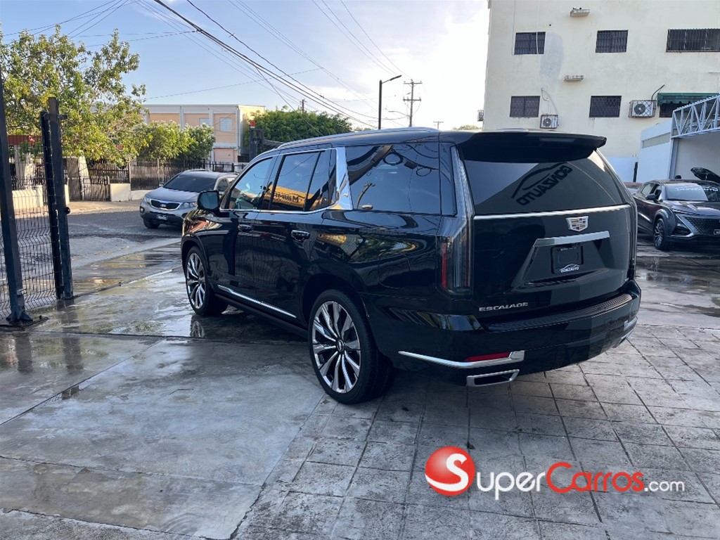 2026 Cadillac Escalade — foto 4 / 12