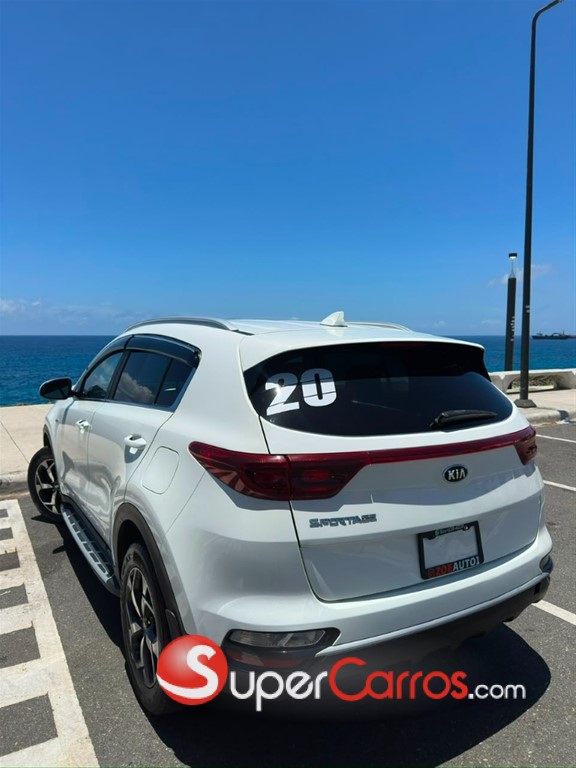 2020 Kia Sportage — foto 2 / 12