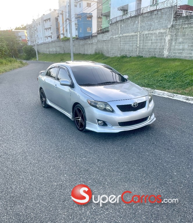 2010 Toyota Corolla S — foto 2 / 12