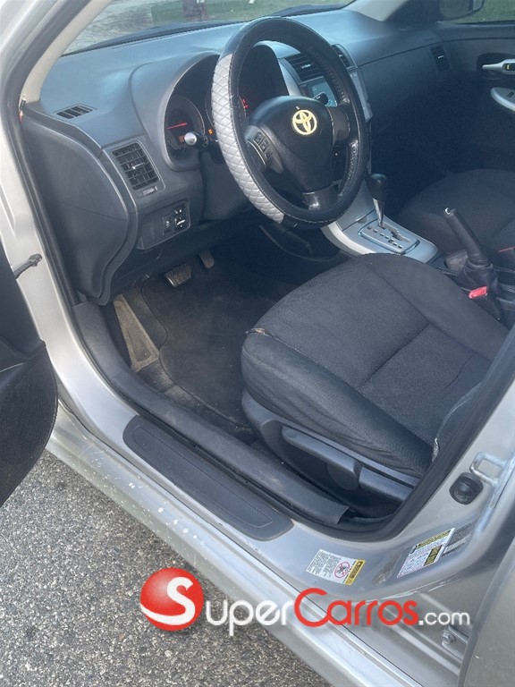 2010 Toyota Corolla S — foto 5 / 12
