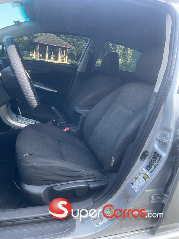 2010 Toyota Corolla S — foto 6 / 12