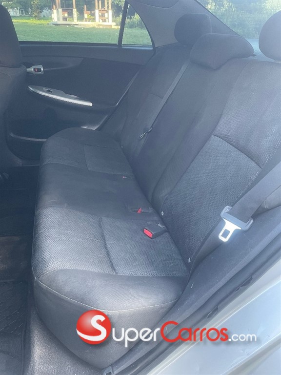 2010 Toyota Corolla S — foto 8 / 12