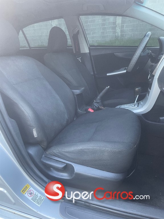 2010 Toyota Corolla S — foto 11 / 12