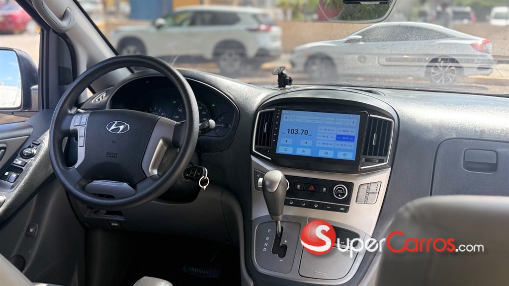 2021 Hyundai Grand Starex — foto 6 / 11