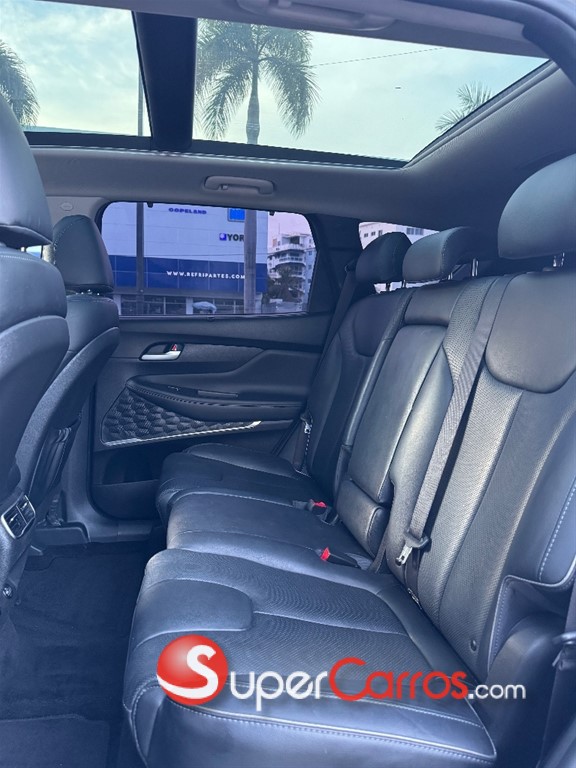 2022 Hyundai Santa Fe Limited — foto 6 / 12