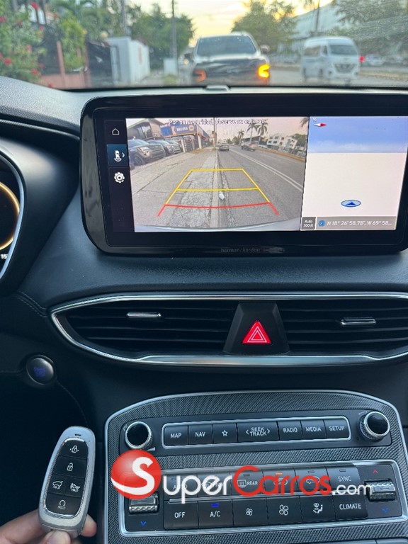 2022 Hyundai Santa Fe Limited — foto 10 / 12