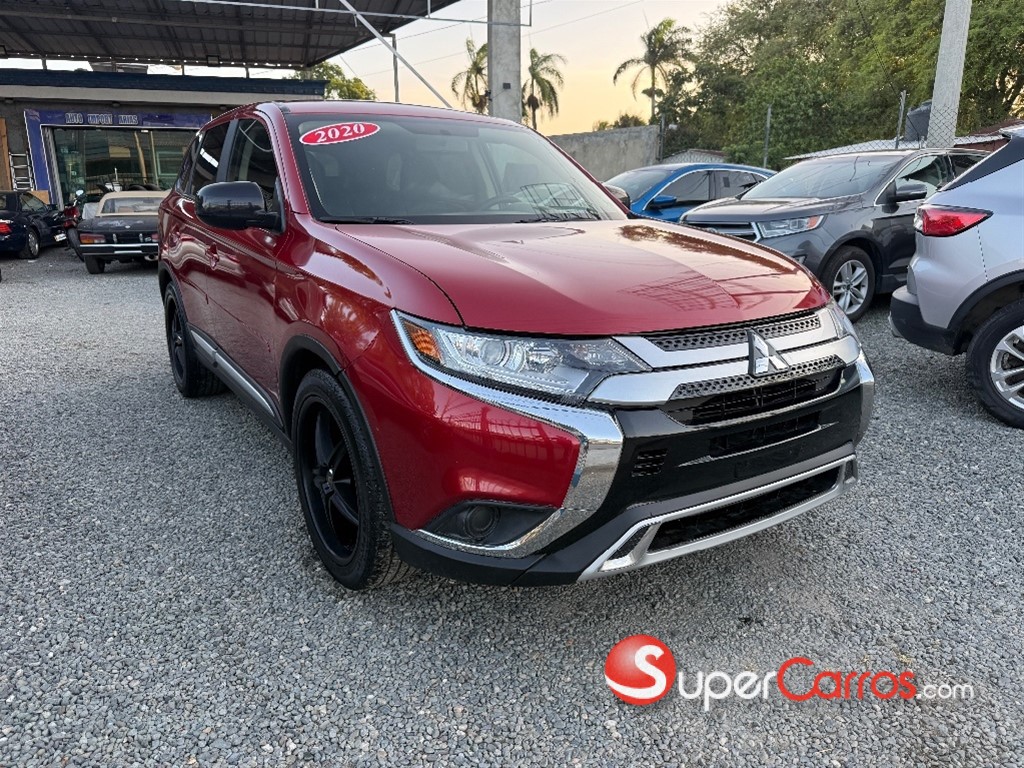2020 Mitsubishi Motors Outlander — foto 3 / 10
