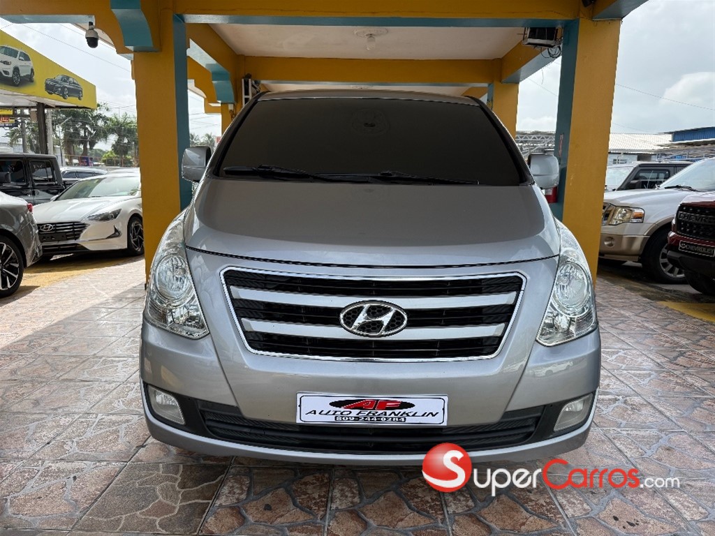 2018 Hyundai Grand Starex