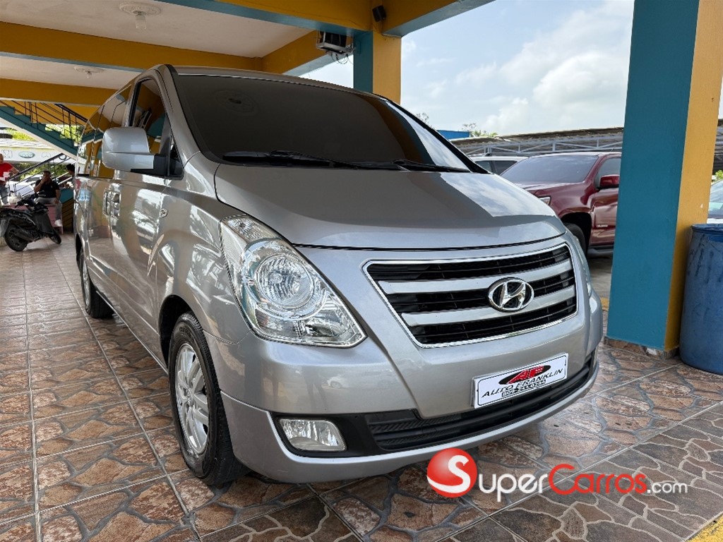 2018 Hyundai Grand Starex — foto 2 / 8