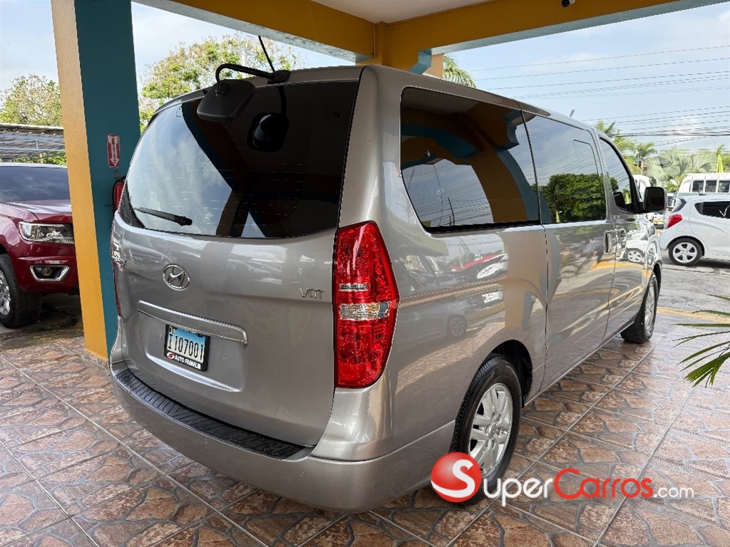 2018 Hyundai Grand Starex — foto 6 / 8