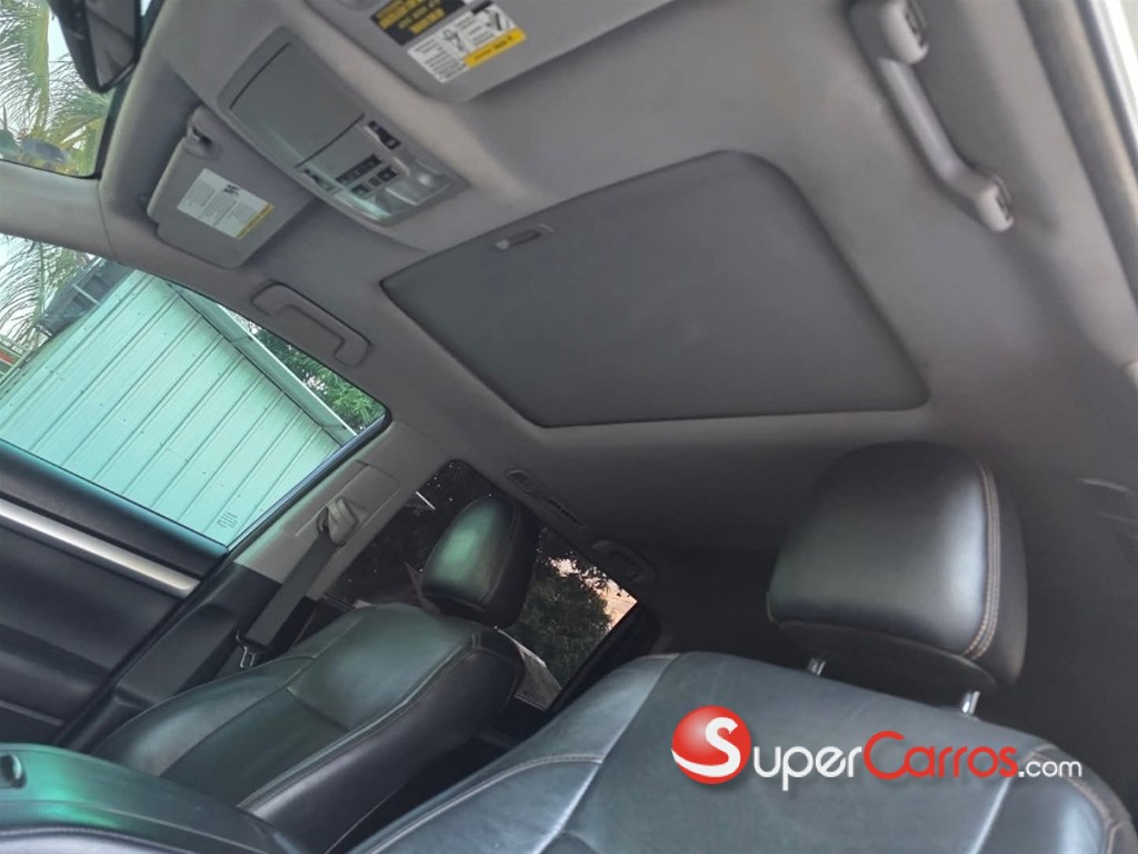 2016 Toyota Highlander XLE — foto 9 / 10