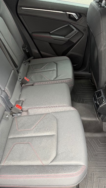 2022 Audi Q3 2.0 Quattro — foto 3 / 12
