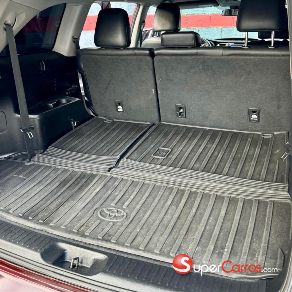 2018 Toyota Highlander LE Plus — foto 9 / 10