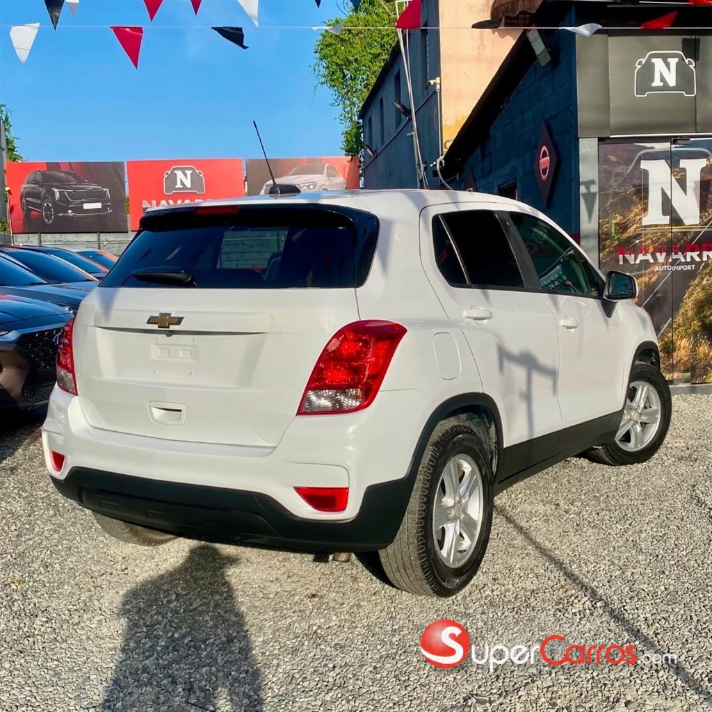 2020 Chevrolet Trax LS — foto 8 / 10
