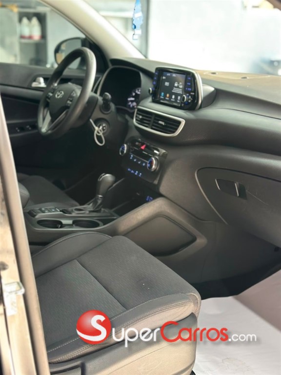 2021 Hyundai Tucson SE — foto 4 / 10