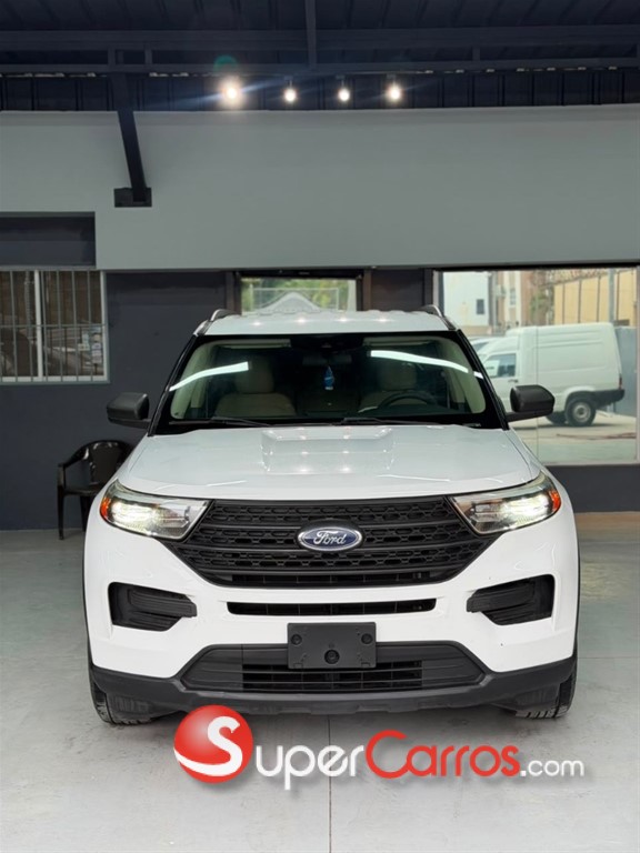 2020 Ford Explorer XLT 4WD — foto 2 / 10
