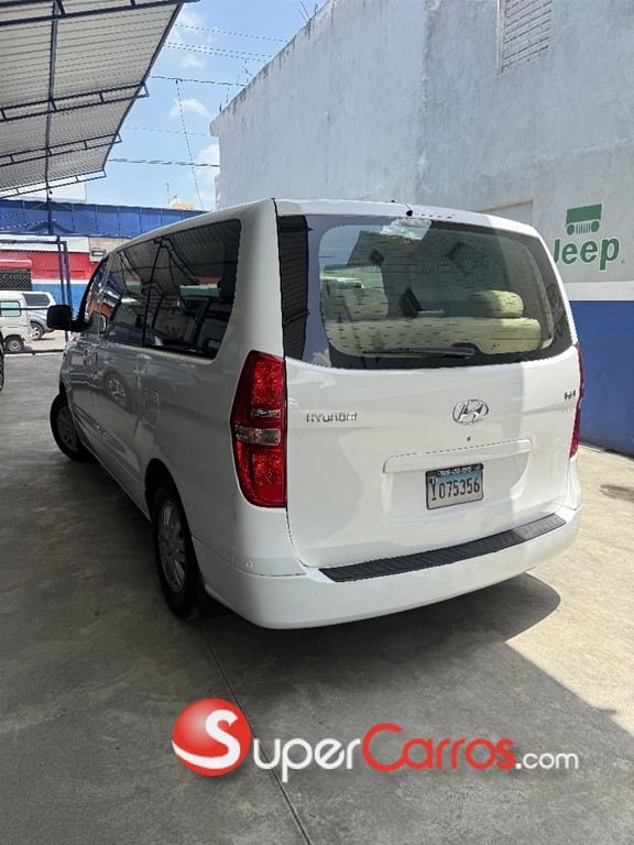 2017 Hyundai H 1 — foto 4 / 7