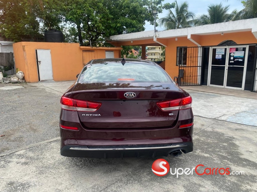 2020 Kia Optima LX — foto 4 / 7