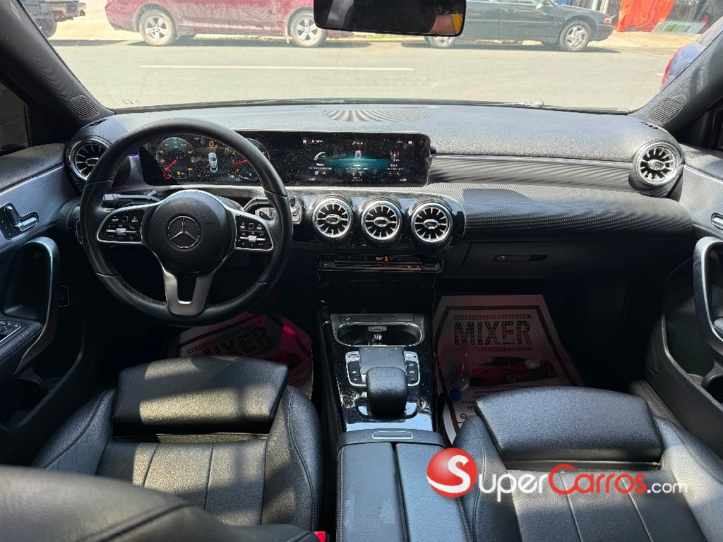 2020 Mercedes-Benz 220 — foto 2 / 11