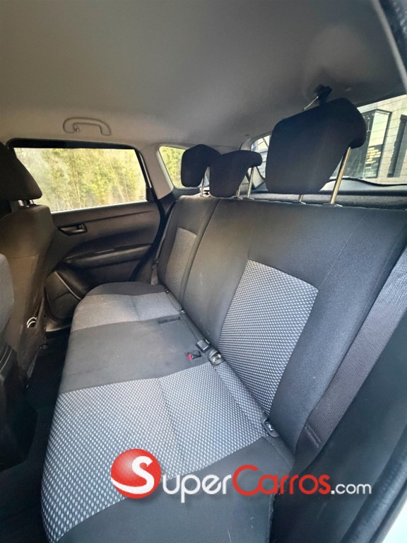 2022 Suzuki Vitara — foto 9 / 11