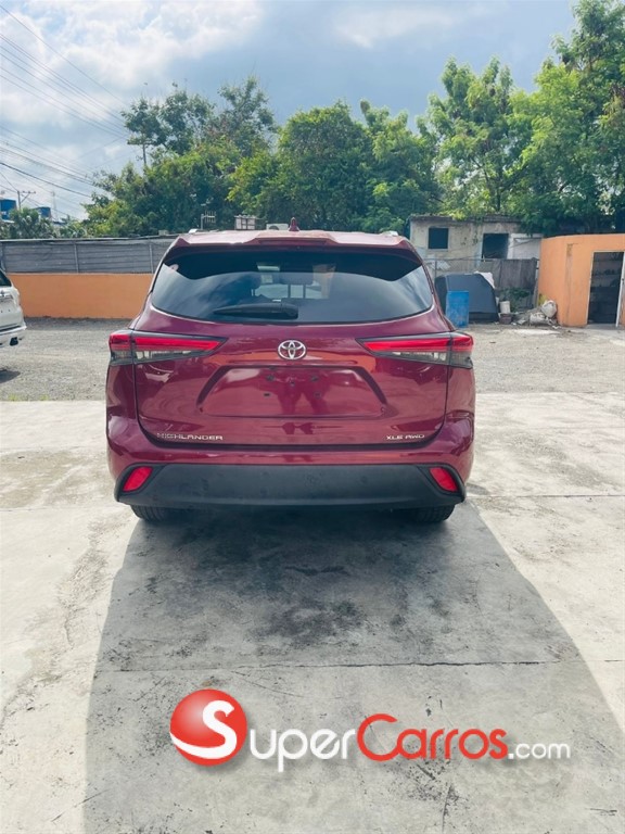2020 Toyota Highlander — foto 3 / 8