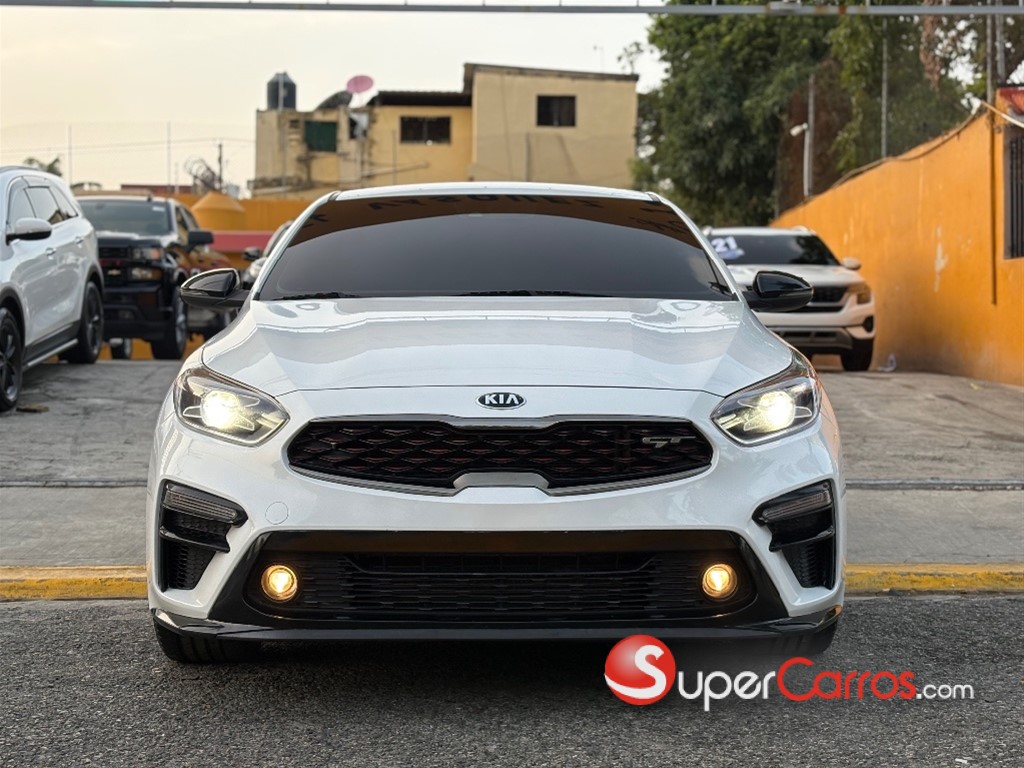 2021 Kia Forte GT — foto 2 / 9