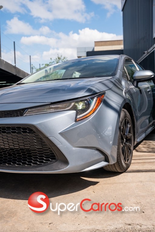 2022 Toyota Corolla LE — foto 2 / 12