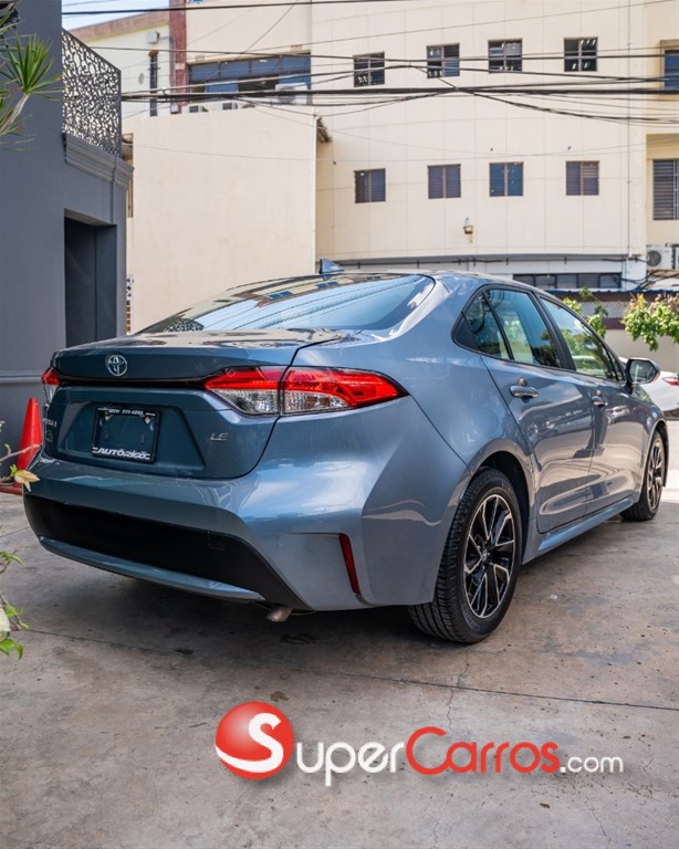 2022 Toyota Corolla LE — foto 9 / 12