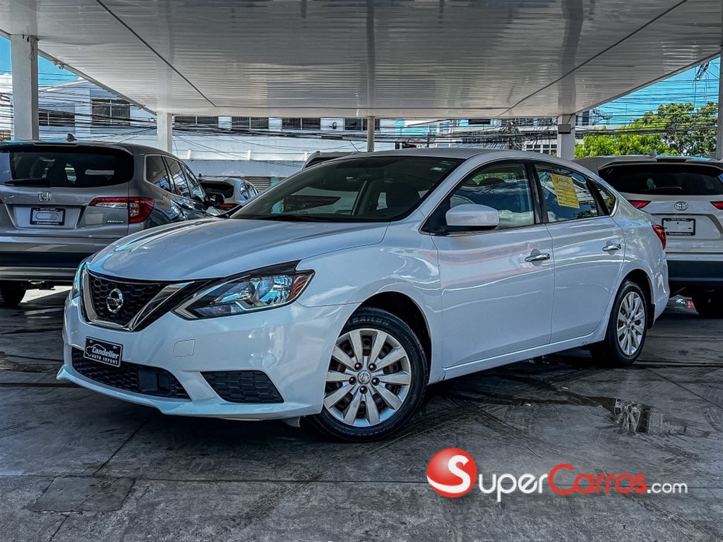 2019 Nissan Sentra S — foto 2 / 11