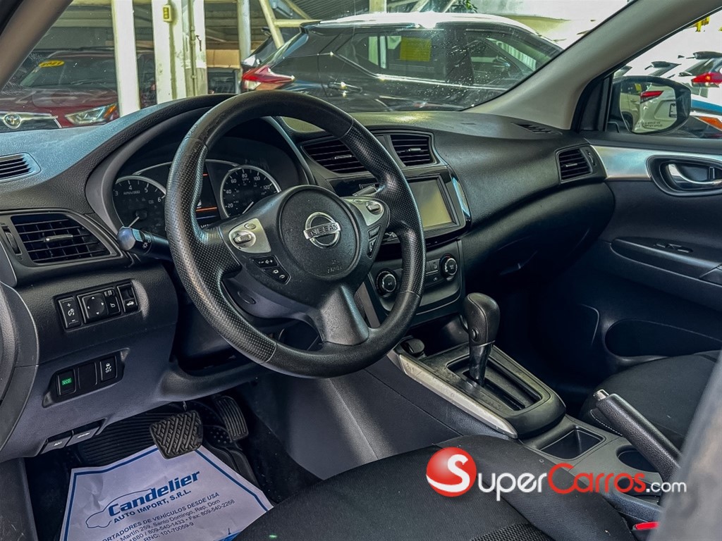 2019 Nissan Sentra S — foto 4 / 11