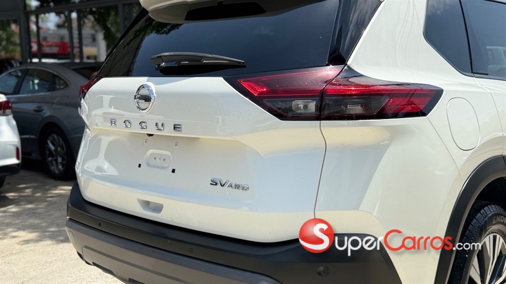 2021 Nissan Rogue SV FULL — foto 5 / 12
