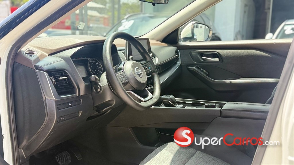 2021 Nissan Rogue SV FULL — foto 6 / 12