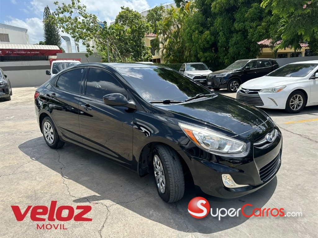 2016 Hyundai Accent — foto 2 / 8