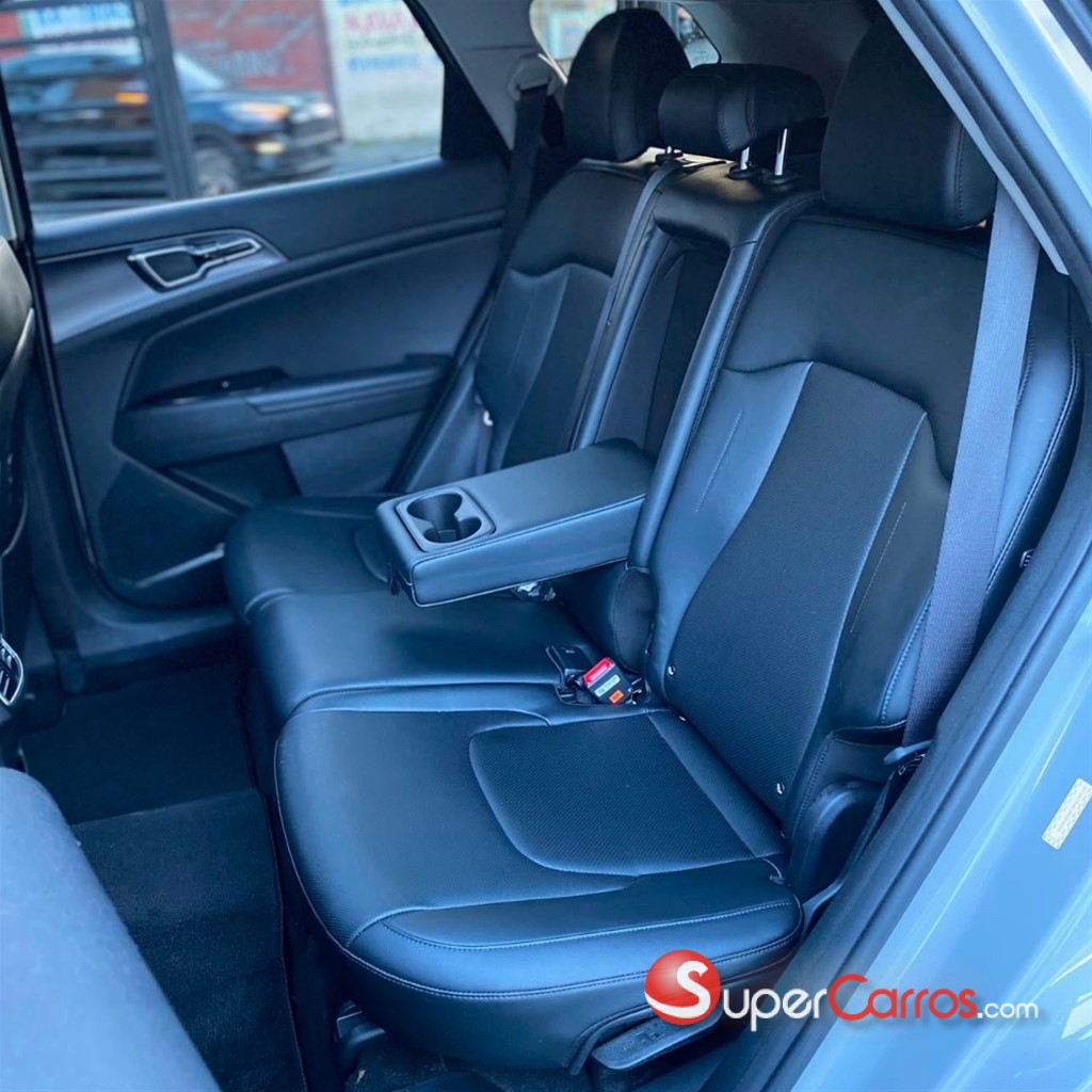 2023 Kia Sportage SX — foto 7 / 10