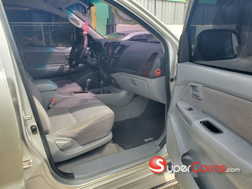2007 Toyota Hilux — foto 5 / 12