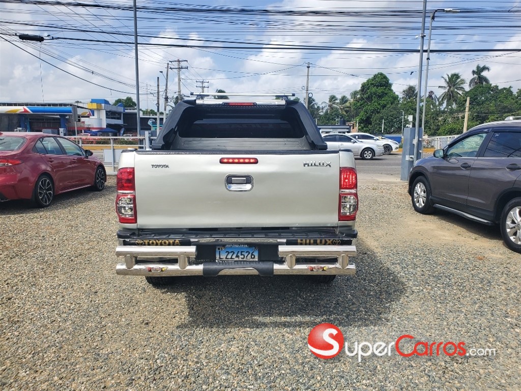 2007 Toyota Hilux — foto 8 / 12