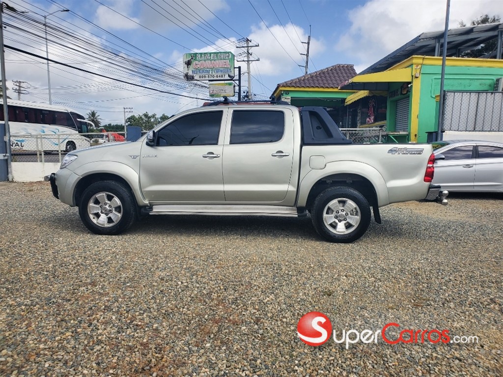 2007 Toyota Hilux — foto 10 / 12