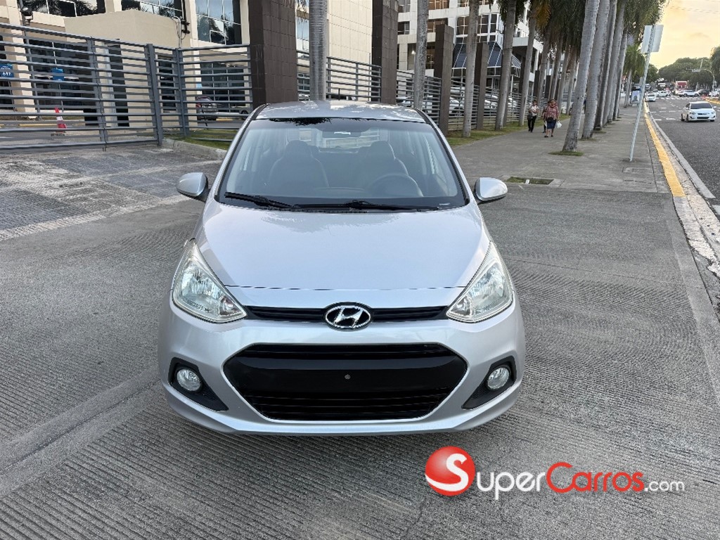 2015 Hyundai Grand I 10 — foto 2 / 10