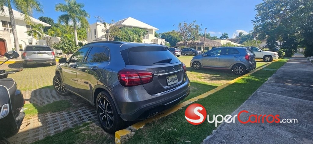 2019 Mercedes-Benz Clase GLA — foto 5 / 12