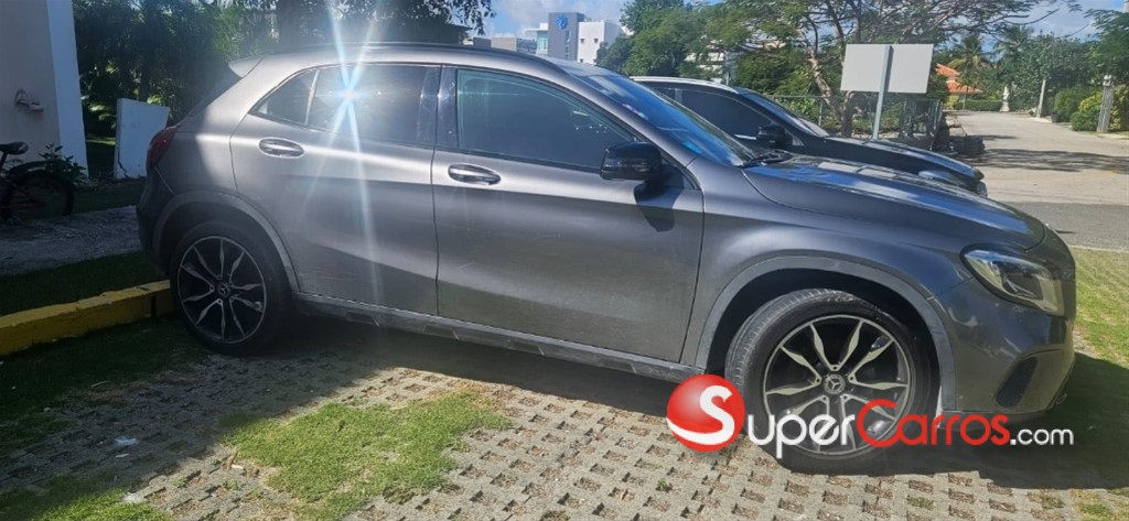 2019 Mercedes-Benz Clase GLA — foto 6 / 12